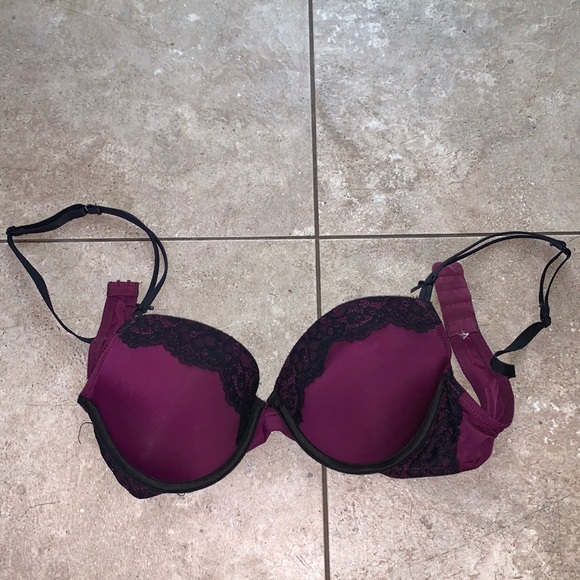 Bra - Picture 1 of 3